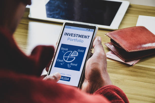 Mutual Fund Tracker App to Compare NAVs and Fund Returns